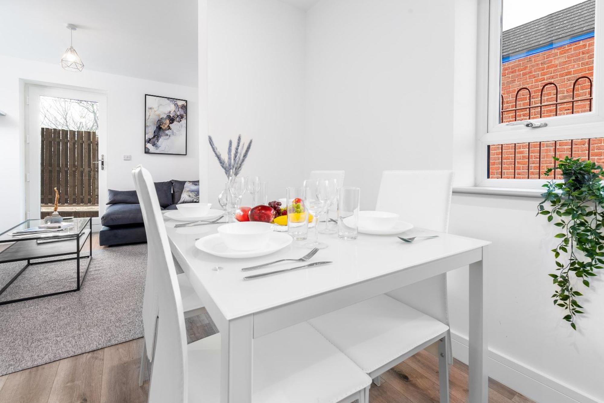Luxury Apartment - 2 Bedrooms - Balcony - Parking - Netflix - Wifi - 7Mc Birmingham Exterior foto