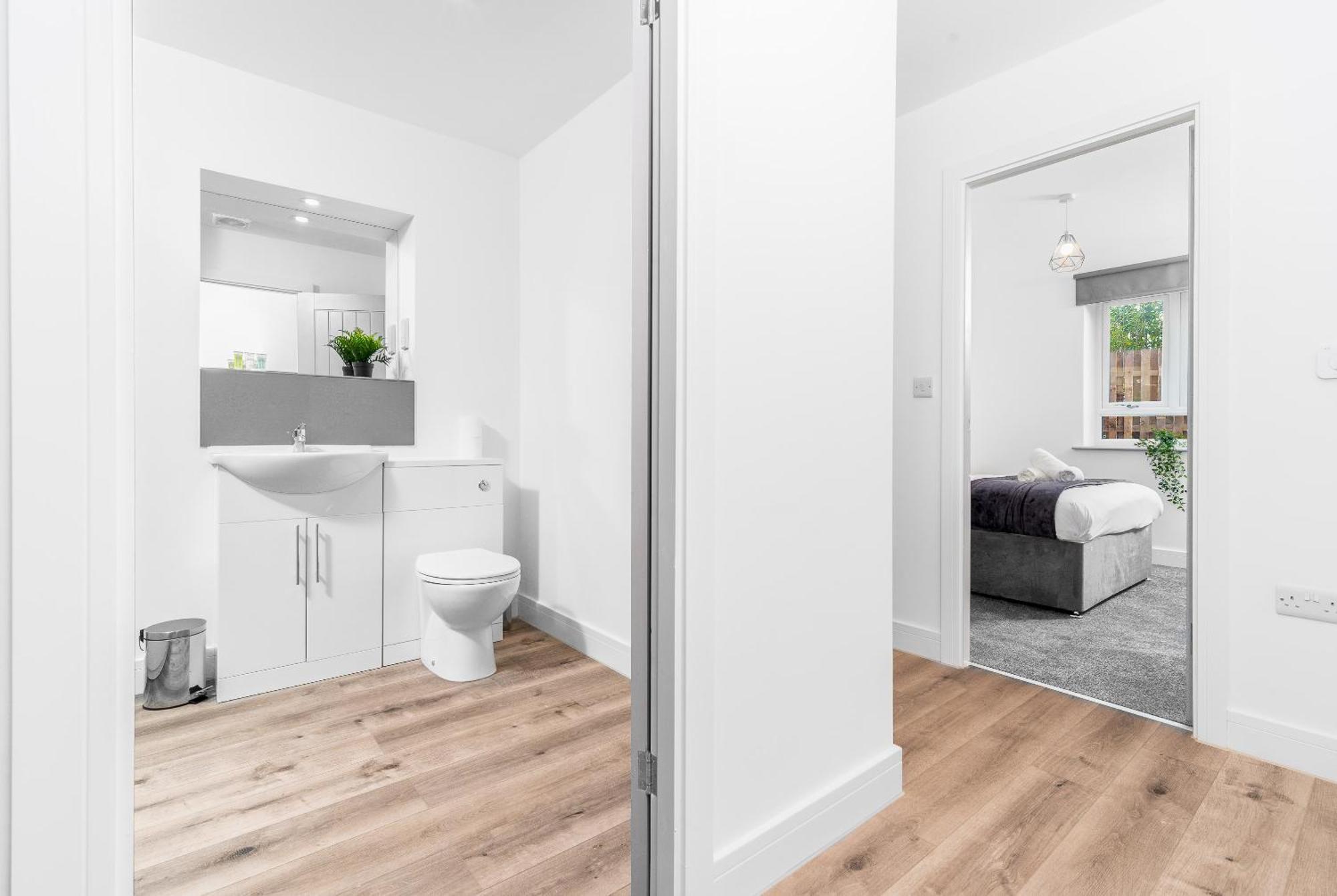 Luxury Apartment - 2 Bedrooms - Balcony - Parking - Netflix - Wifi - 7Mc Birmingham Exterior foto